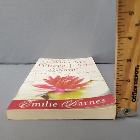 Meet Me Where I Am Emilie Barnes Devotions For Women Christian Book Softcover - Picture 12 of 16